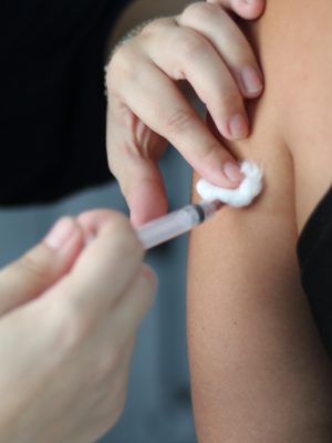 criciuma-intensifica-campanha-de-vacinacao-contra-a-gripe-foto-de-arquivo-decom