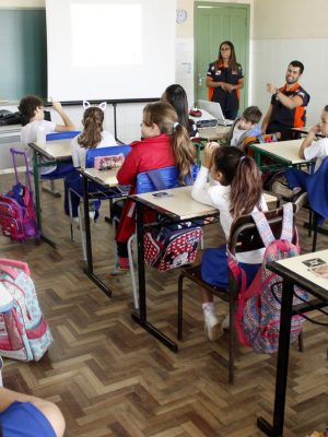 defesa-civil-de-criciuma-ministrara-palestras-educativas-nas-escolas-arquivo-decom