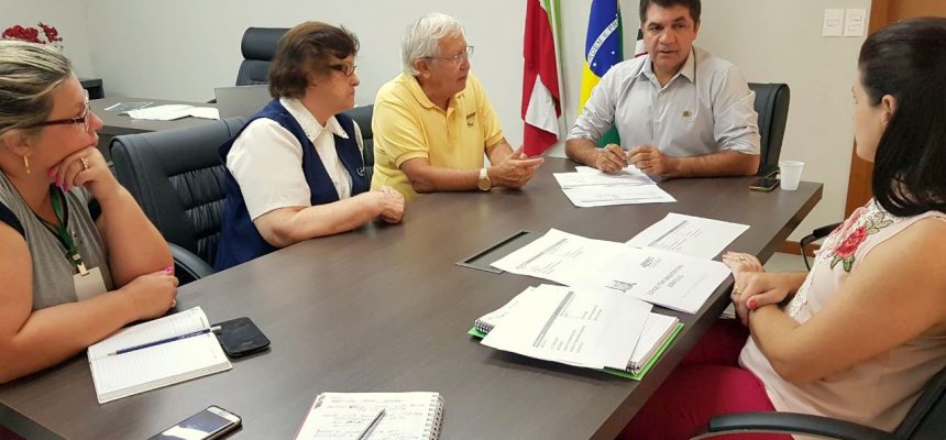 reuniao-prefeito-salvaro-e-hsj-2