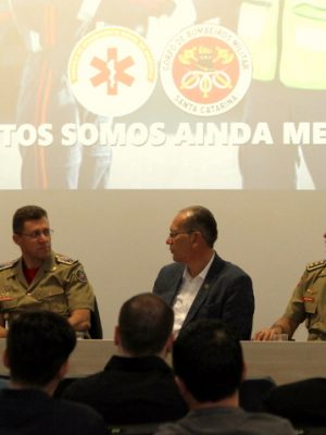 florianopolis_-_integracao_do_servico_de_atendimento_pre-hospitalar_entre_bombeiros_e_samu_avanca_para_novas_etapas_20180316_1461328142