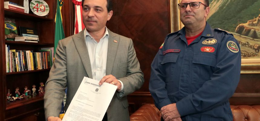 _corpo_de_bombeiros_militar_de_sc_e_convocado_pelo_ministro_da_justica_para_ajudar_no_combate_a_incendios_na_amazonia_20190827_2042274793