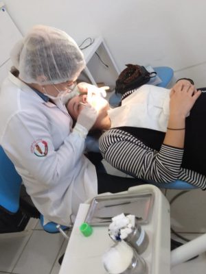 tratamento-odontologico-foto-arquivo