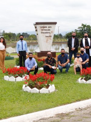 monumento-a-biblia-forquilhinha-5