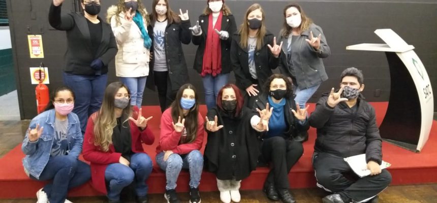 curso-de-libras-satc-1