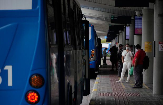 transporte_publico_terminal_covid-19_20210224_1652694543