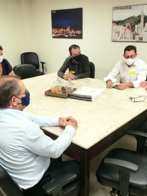 vereadores-de-criciuma-tratam-sobre-refis-na-assembleia-legislativa-2