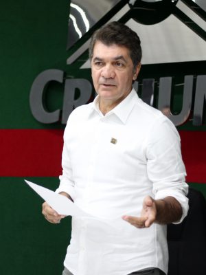 clesio-salvaro-foto-de-jhulian-pereira-1