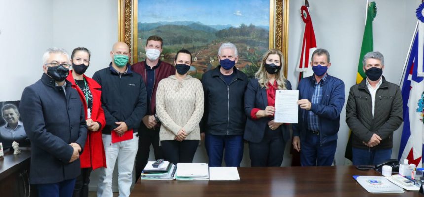 parceria-entre-prefeitura-de-nova-veneza-e-unesc_sinalizacao_lucas-sabino-3