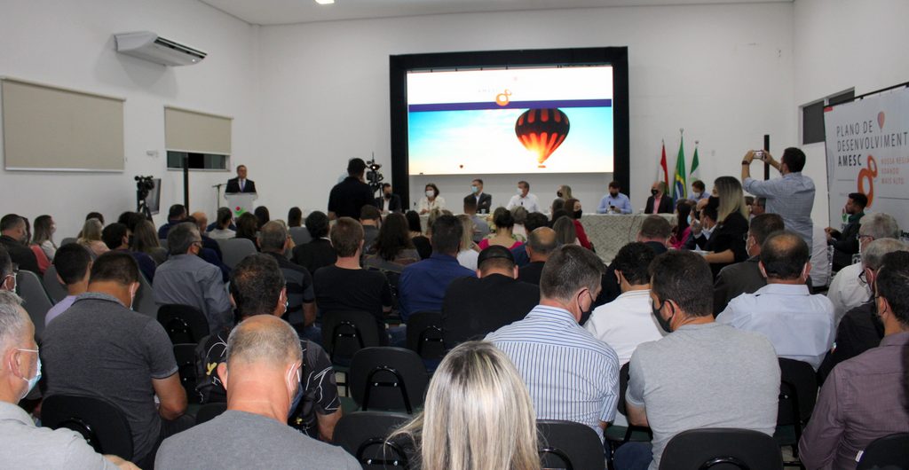 plano-de-desenvolvimento-amesc-daniela-savi-102