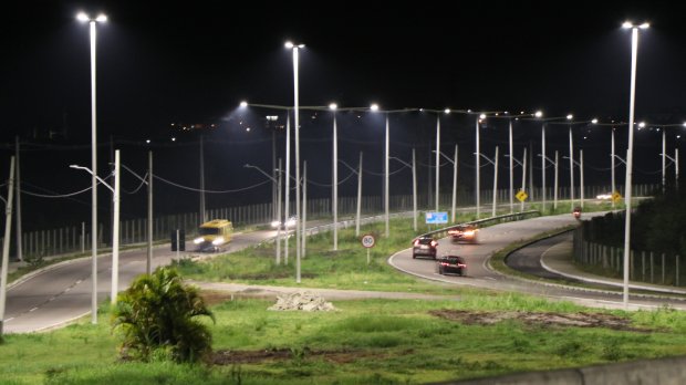 concluida_a_instalacao_da_iluminacao_do_novo_acesso_ao_sul_da_ilha_20211106_1903195515