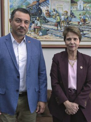 governador_se_reune_com_a_ministra_tereza_cristina_para_tratar_da_estiagem_20220223_2076750806