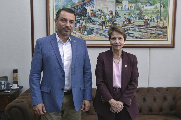 governador_se_reune_com_a_ministra_tereza_cristina_para_tratar_da_estiagem_20220223_2076750806