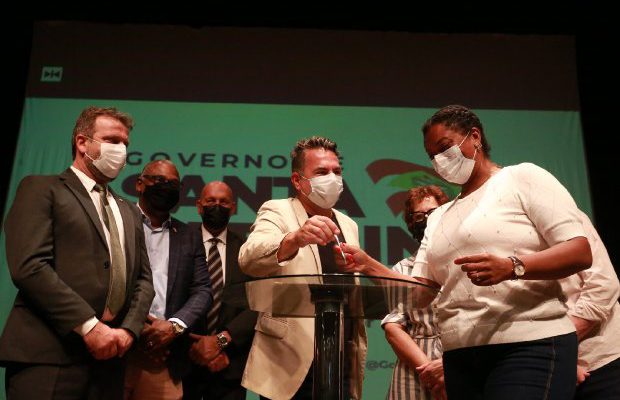 com_investimentos_de_r_211_milhoes_estado_anuncia_construcao_de_70_quadras_poliesportivas_em_escolas_20220303_2087118226