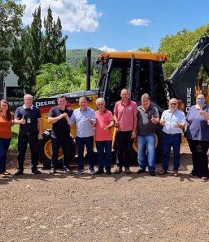 governo_investe_em_equipamentos_agricolas_para_minimizar_os_impactos_da_estiagem_20220308_1590377550